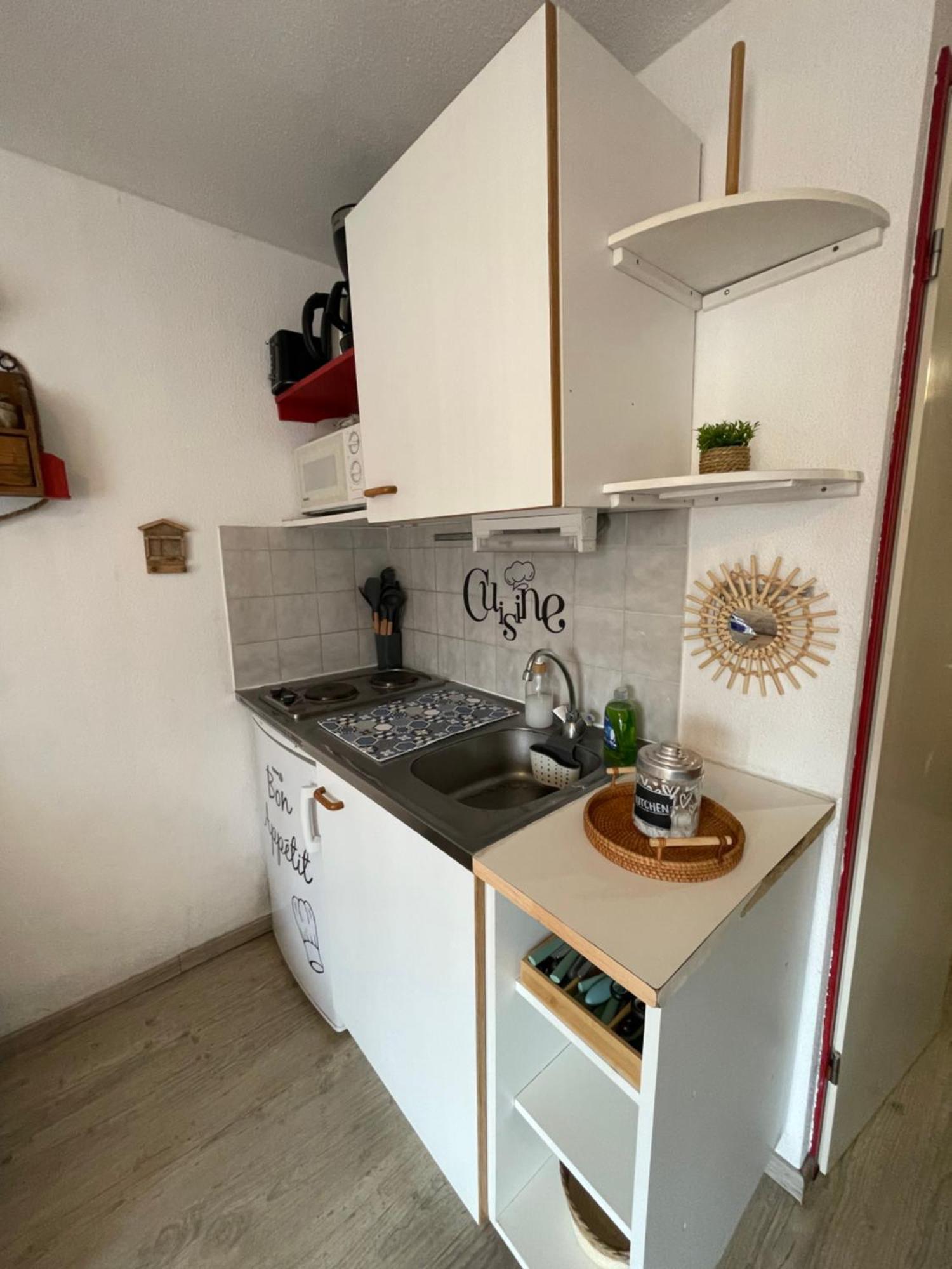 Apartment Chaleureux Montagnard Avec Balcon 2303 *
